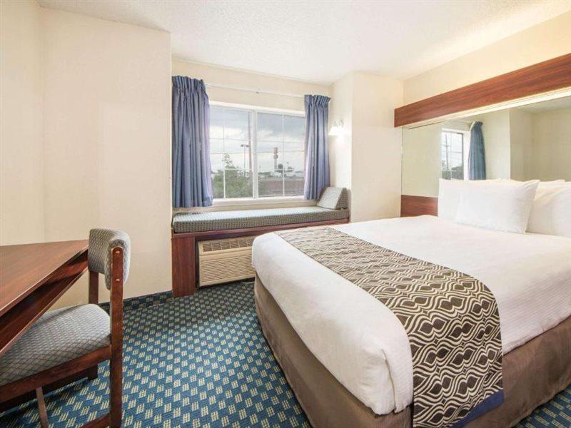 Microtel Inn & Suites By Wyndham Tulsa - Catoosa Route 66 Luaran gambar