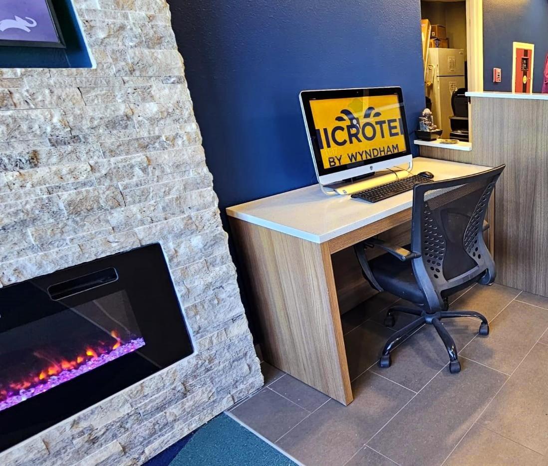 Microtel Inn & Suites By Wyndham Tulsa - Catoosa Route 66 Luaran gambar