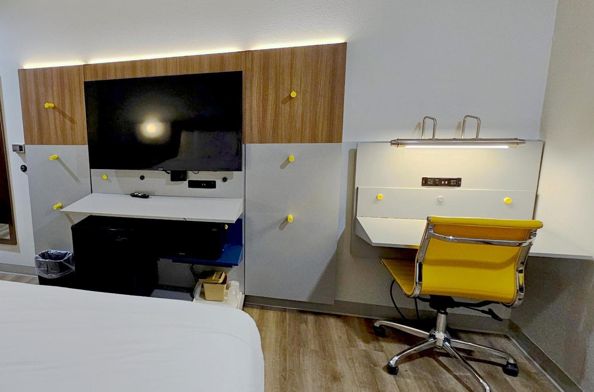 Microtel Inn & Suites By Wyndham Tulsa - Catoosa Route 66 Luaran gambar