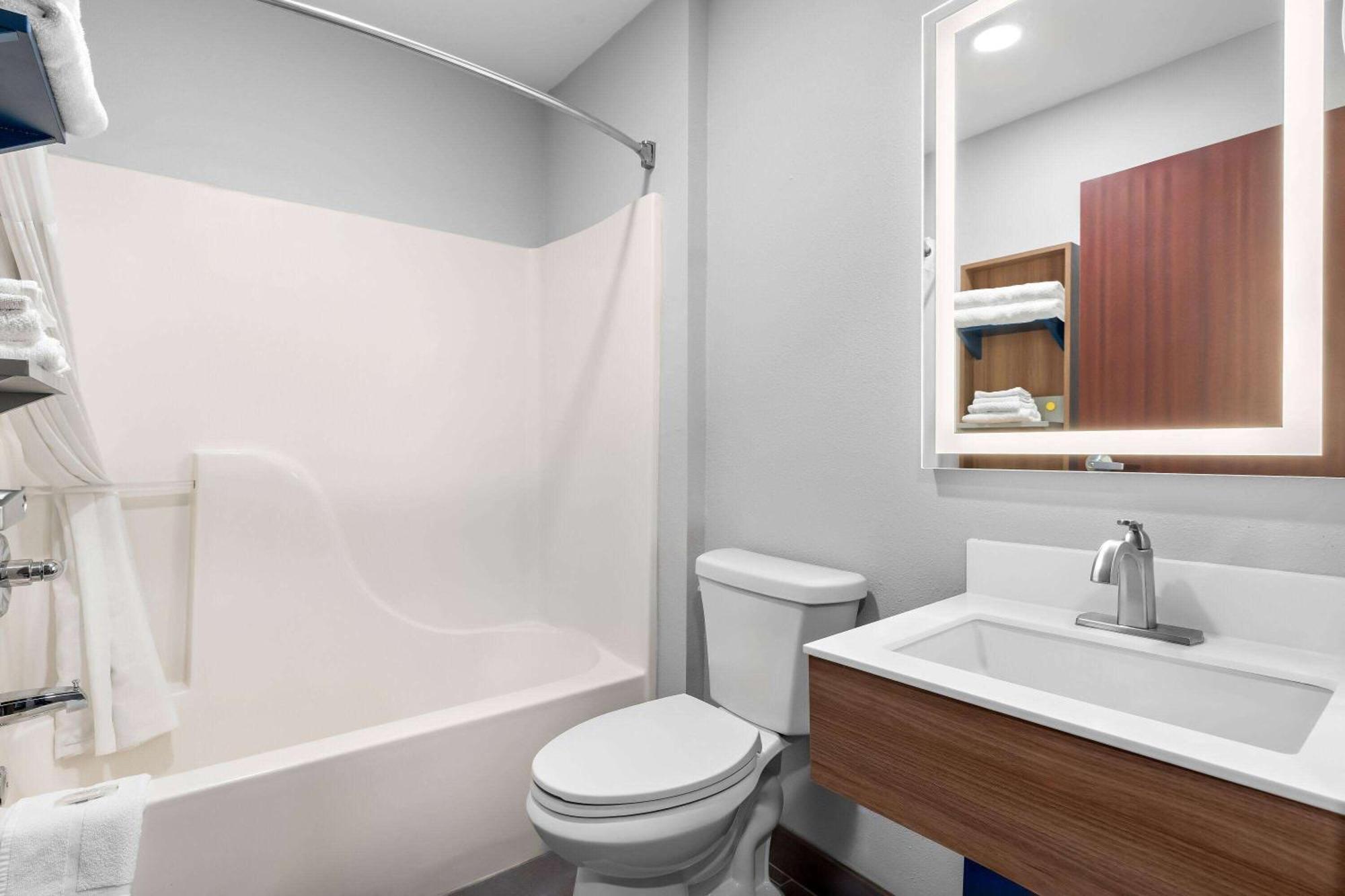 Microtel Inn & Suites By Wyndham Tulsa - Catoosa Route 66 Luaran gambar