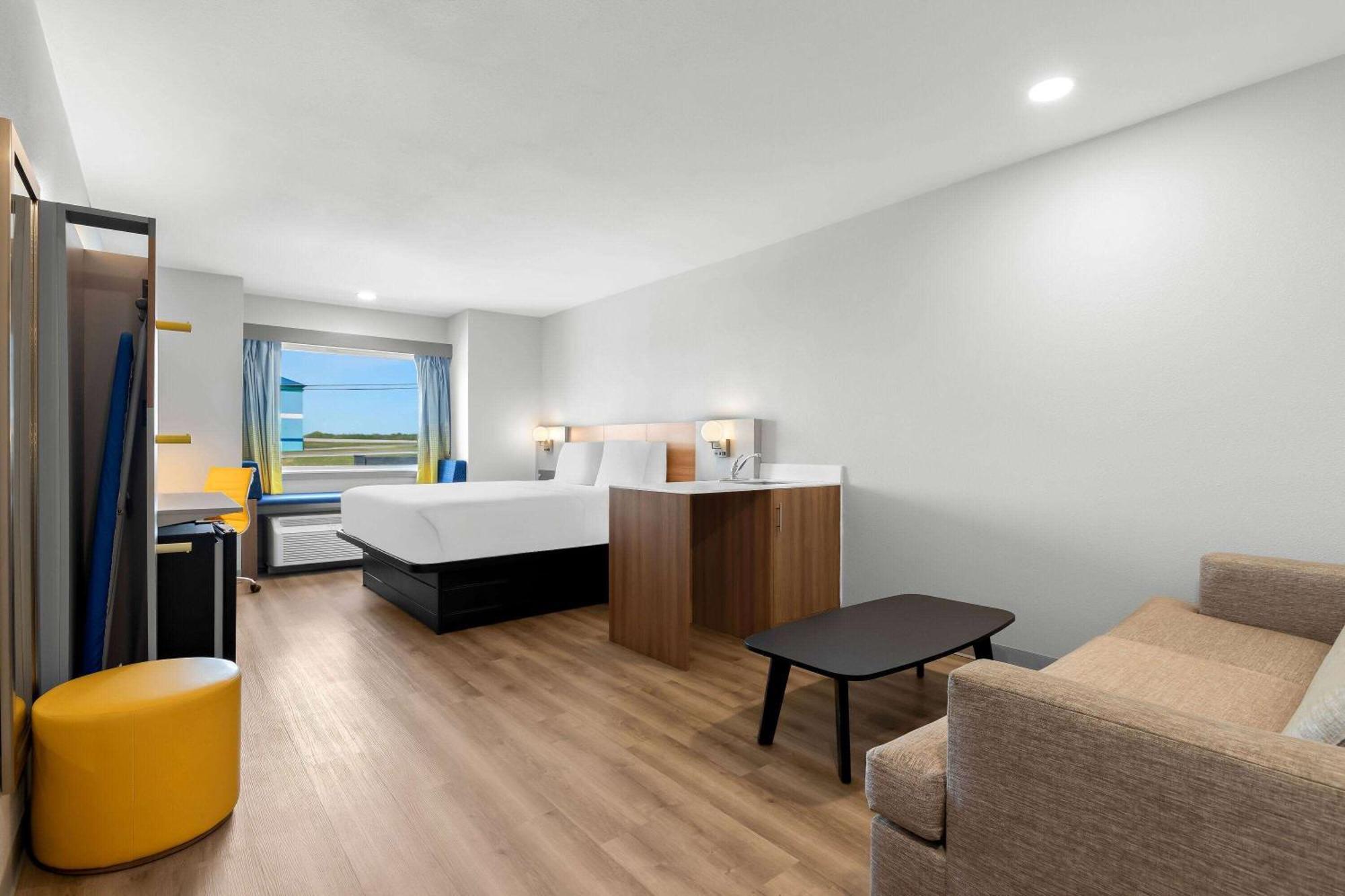 Microtel Inn & Suites By Wyndham Tulsa - Catoosa Route 66 Luaran gambar