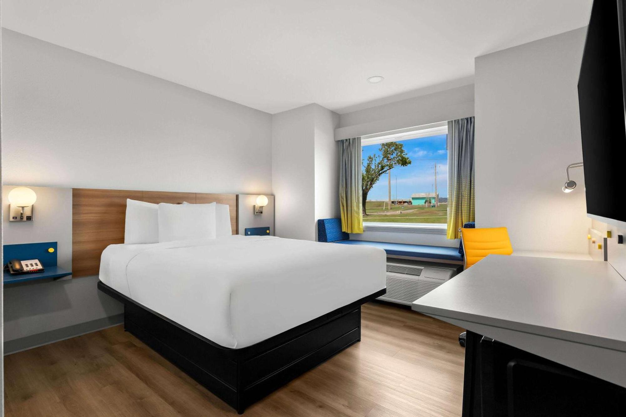 Microtel Inn & Suites By Wyndham Tulsa - Catoosa Route 66 Luaran gambar