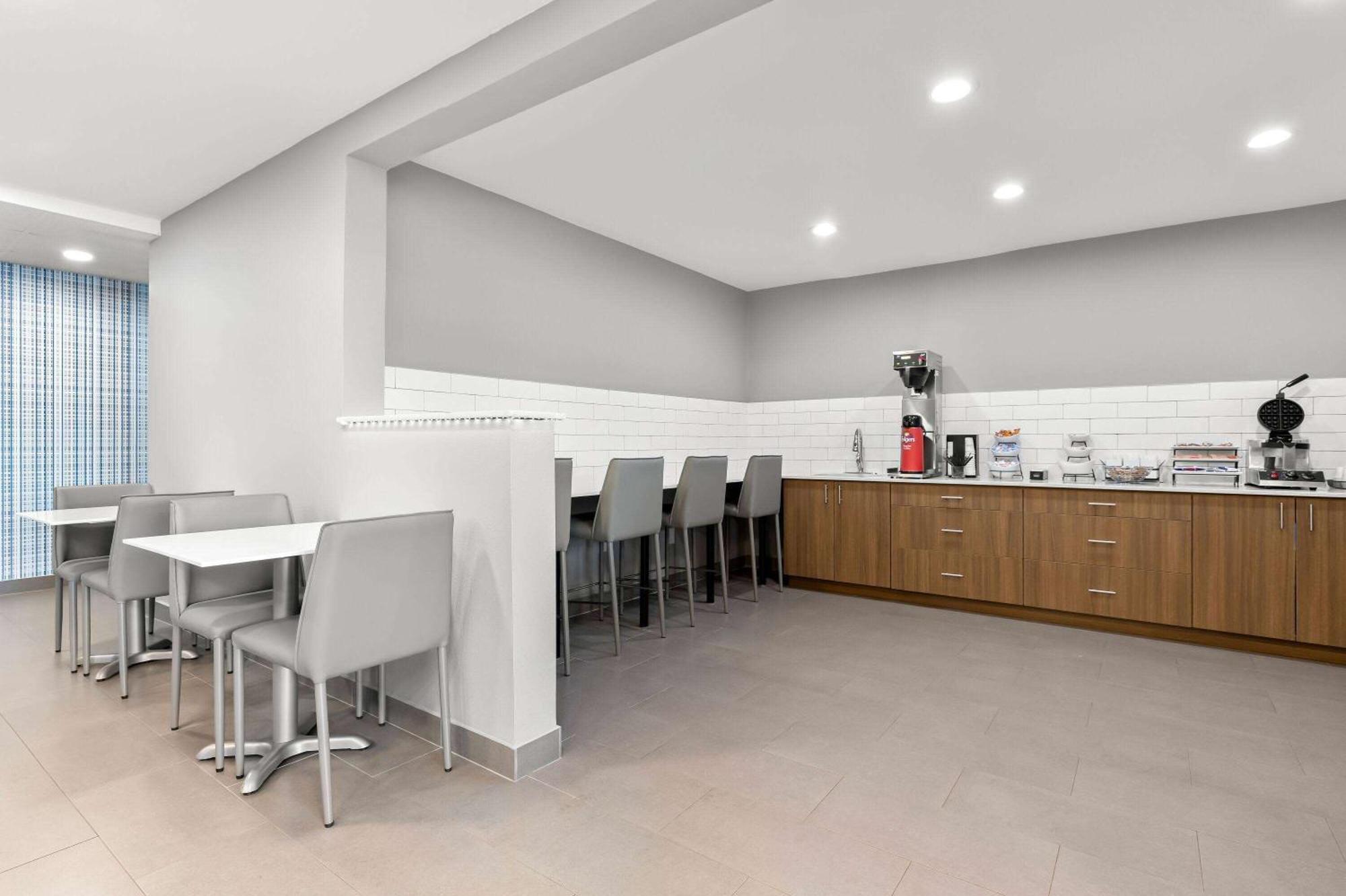 Microtel Inn & Suites By Wyndham Tulsa - Catoosa Route 66 Luaran gambar